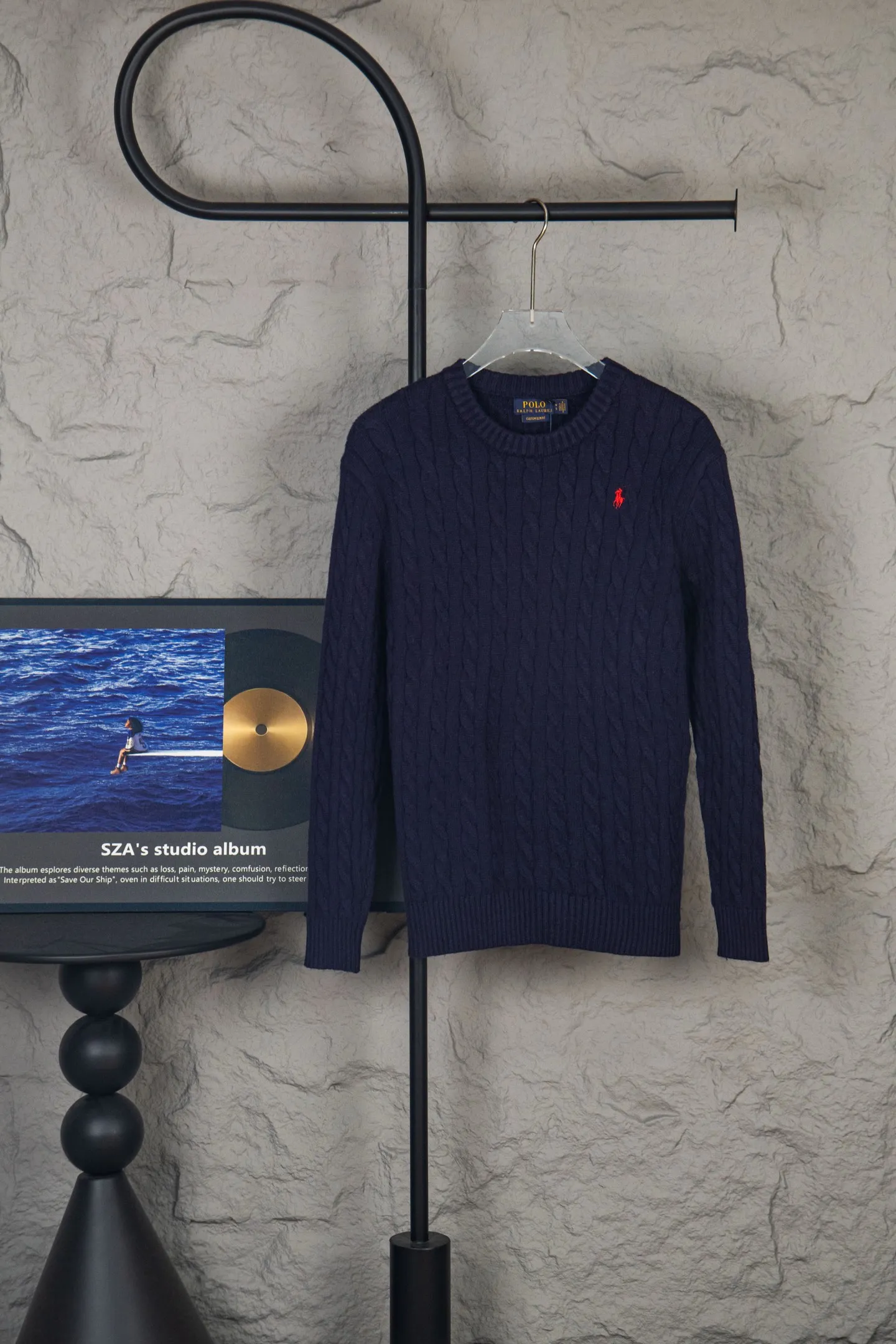 P220 ralph lauren #ootddailywear #Autumn and winter sweater #knitwear outfit #ralph lauren sweater #can be worn by both men and women. Finally, after the Ralph men’s twist crew neck sweater is available, it is finally here. The hottest sweater is a limited edition every year. There will not be many styles in the store! Ralph Lauren men's crew neck sweater. The shape is really nice. It can be worn alone or as a jacket. It can be worn on the inside or worn with a shirt. 100% pure cotton #Practical wear. Color: white, navy blue, khaki, gray, size S to XL